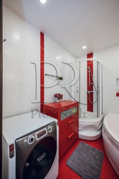 0% Commission! Sale of a 2-room apartment on Dragomanova Street 1L/Pozniaky