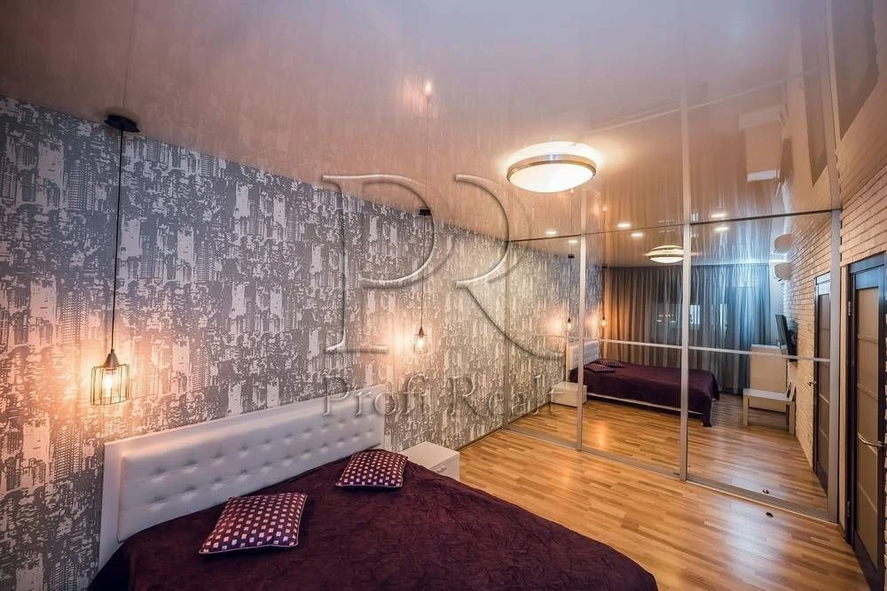 0% Commission! Sale of a 2-room apartment on Dragomanova Street 1L/Pozniaky