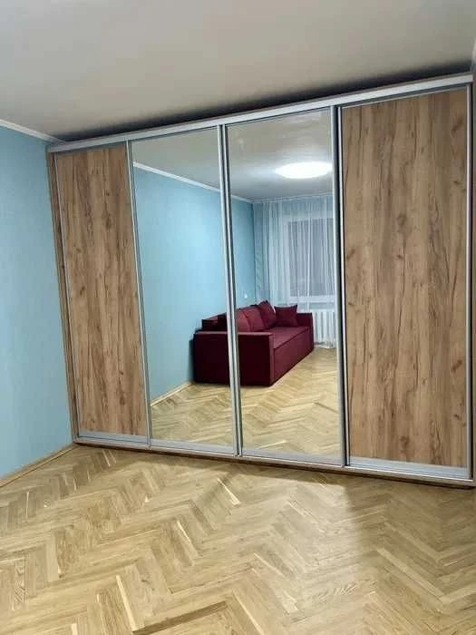Rent 2-bedroom apartment at вул. Малишка, 3, Metro Darnitsa 3 min, GAS