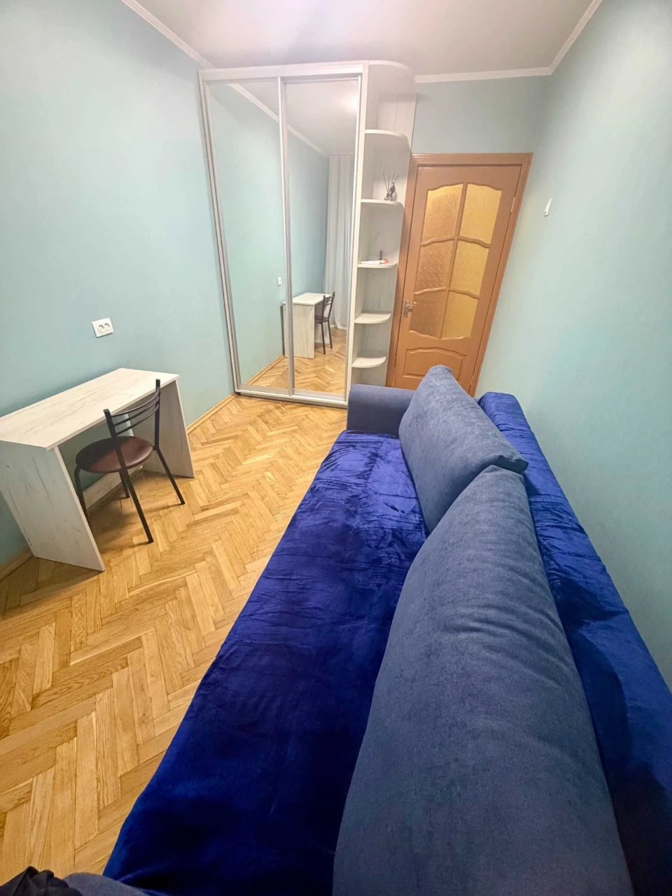 Rent 2-bedroom apartment at вул. Малишка, 3, Metro Darnitsa 3 min, GAS