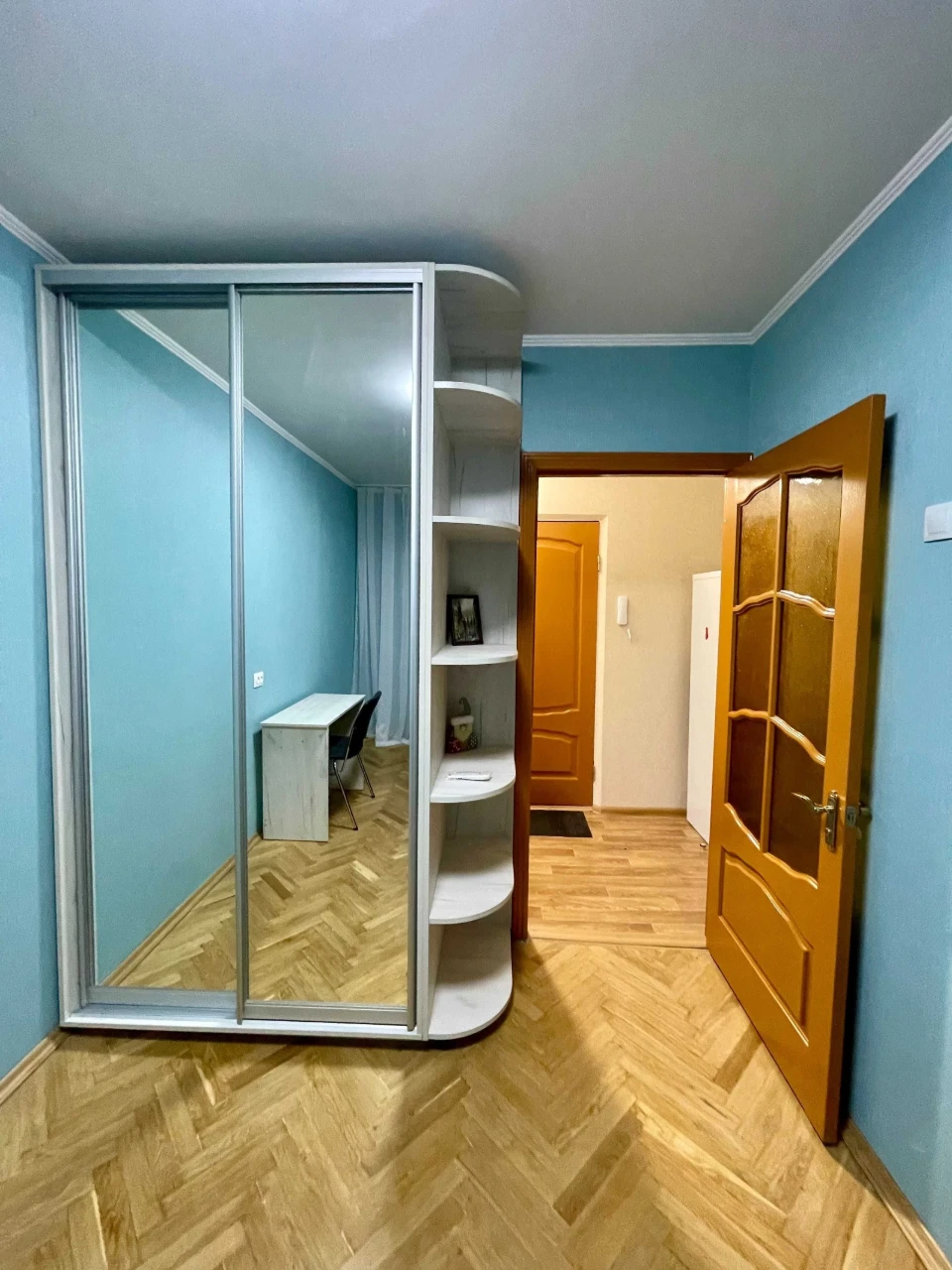 Rent 2-bedroom apartment at вул. Малишка, 3, Metro Darnitsa 3 min, GAS