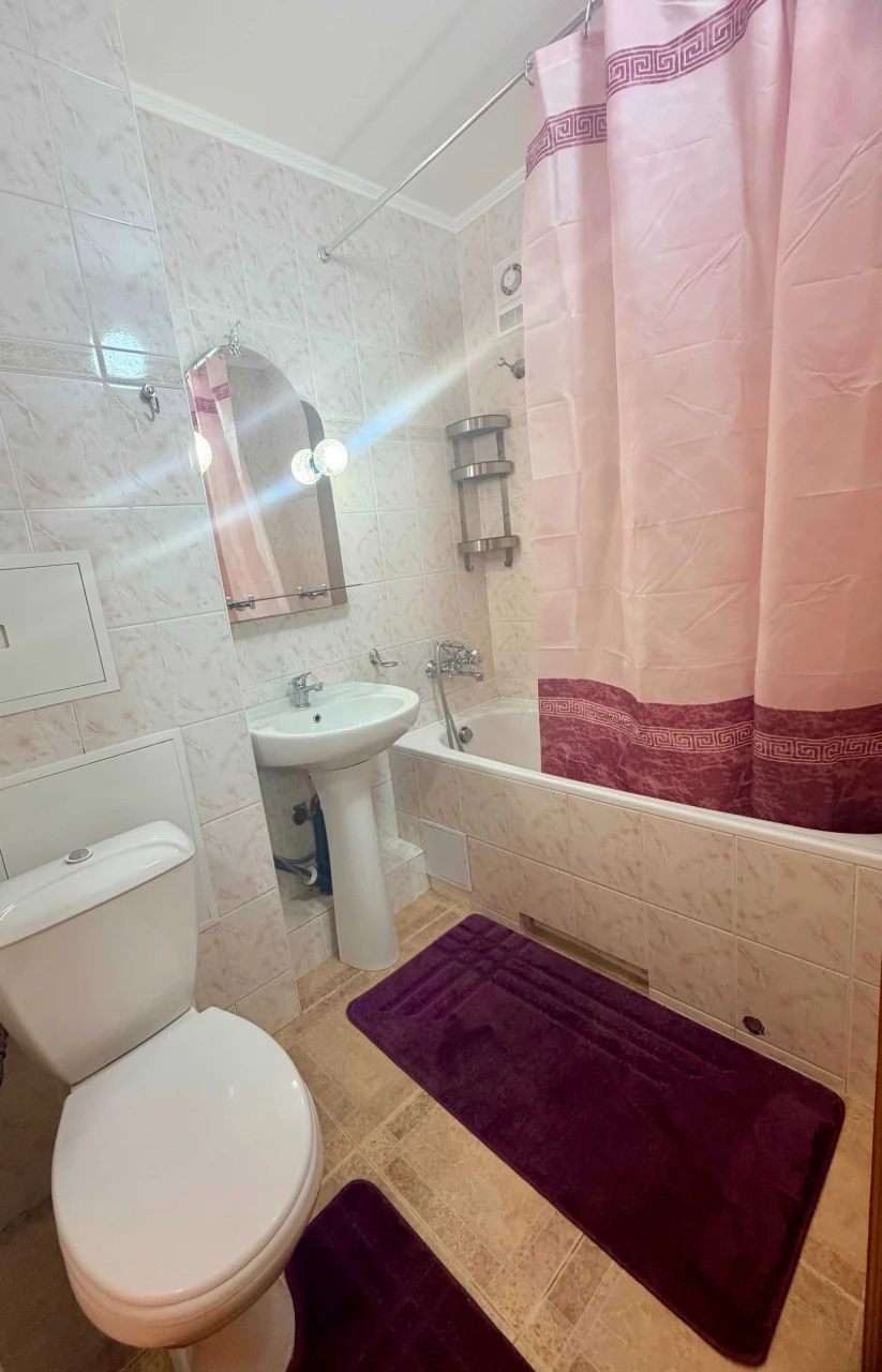 Rent 2-bedroom apartment at вул. Малишка, 3, Metro Darnitsa 3 min, GAS