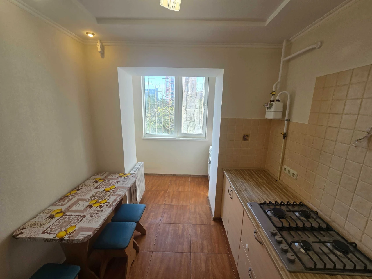 Sale of a 1-room apartment 30 sq m Soliani pr. Heroes of Ukraine