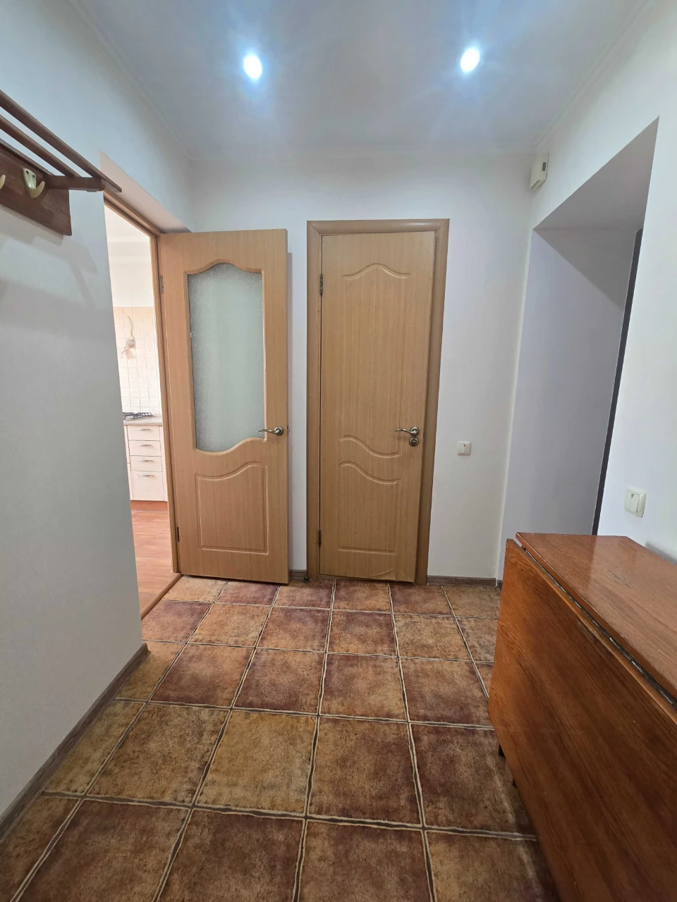 Sale of a 1-room apartment 30 sq m Soliani pr. Heroes of Ukraine