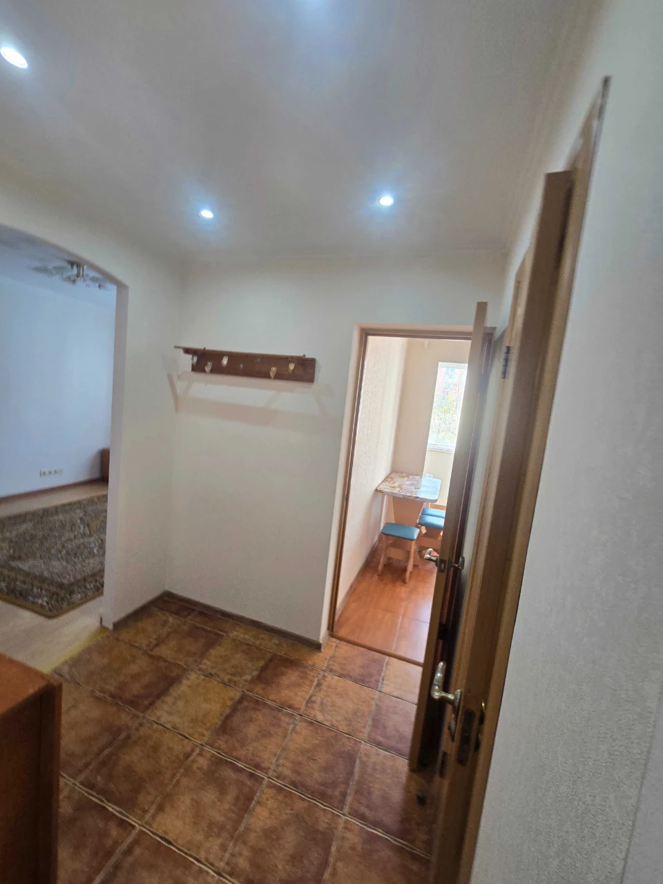 Sale of a 1-room apartment 30 sq m Soliani pr. Heroes of Ukraine