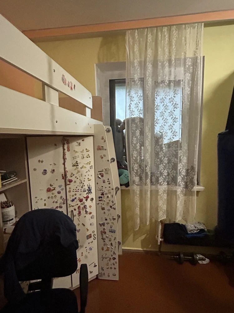 Vol. Chervnoi Kaliny, 12. Spacious apartment awaits you!