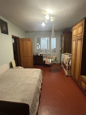 Vol. Chervnoi Kaliny, 12. Spacious apartment awaits you!