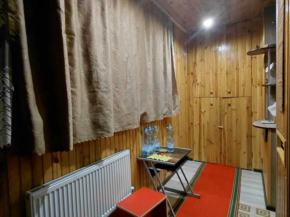 Apartment. Kyiv, Kharkiv Avenue
