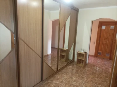 3 room apartment in Khotkevych Street