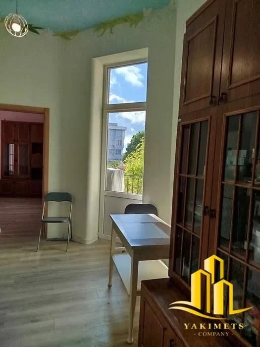 ПРОДАЖ 2-КІМНАТНОЇ КВАРТИРИ . вул. Братів Міхновських