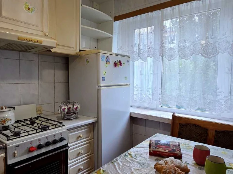 Квартира. Київ, Володимира Жаботинського вул.