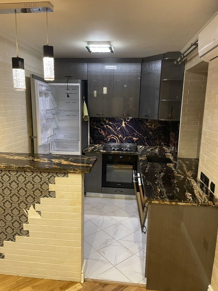 No commission! For sale apartment. Lukyanivska.