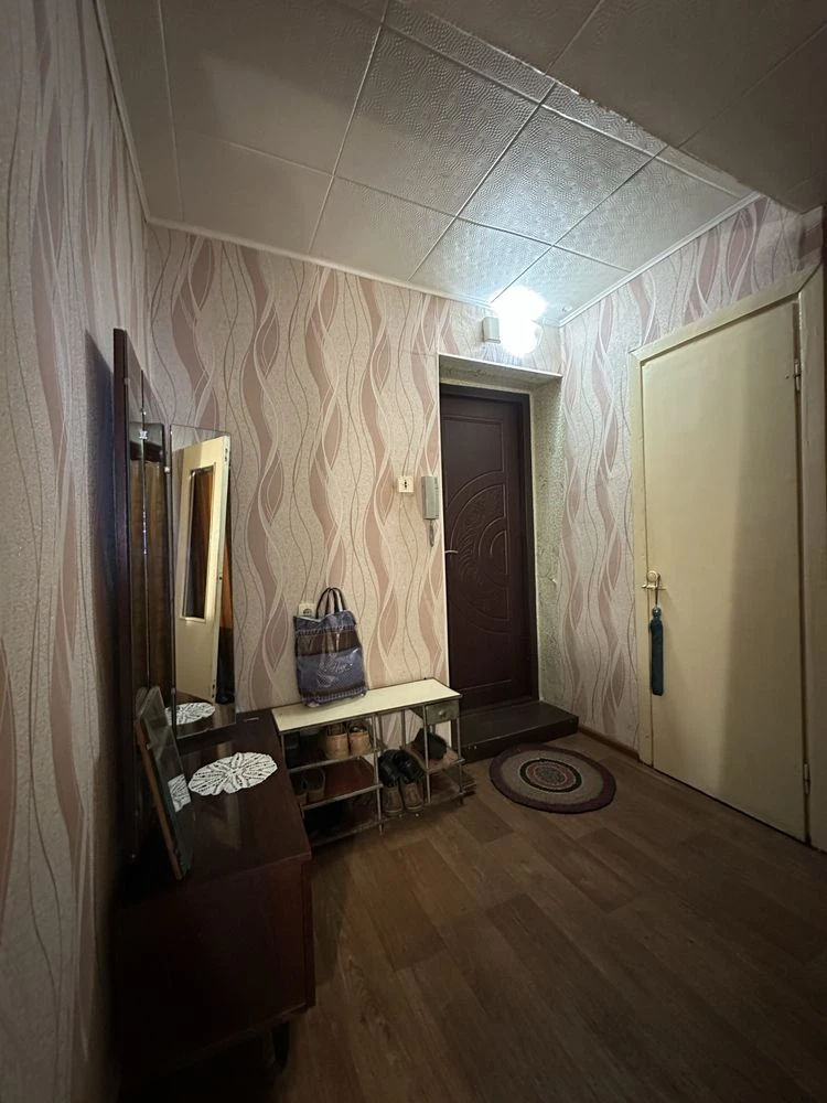 Sale of 1-room apartment (Heroes of the Defenders)
