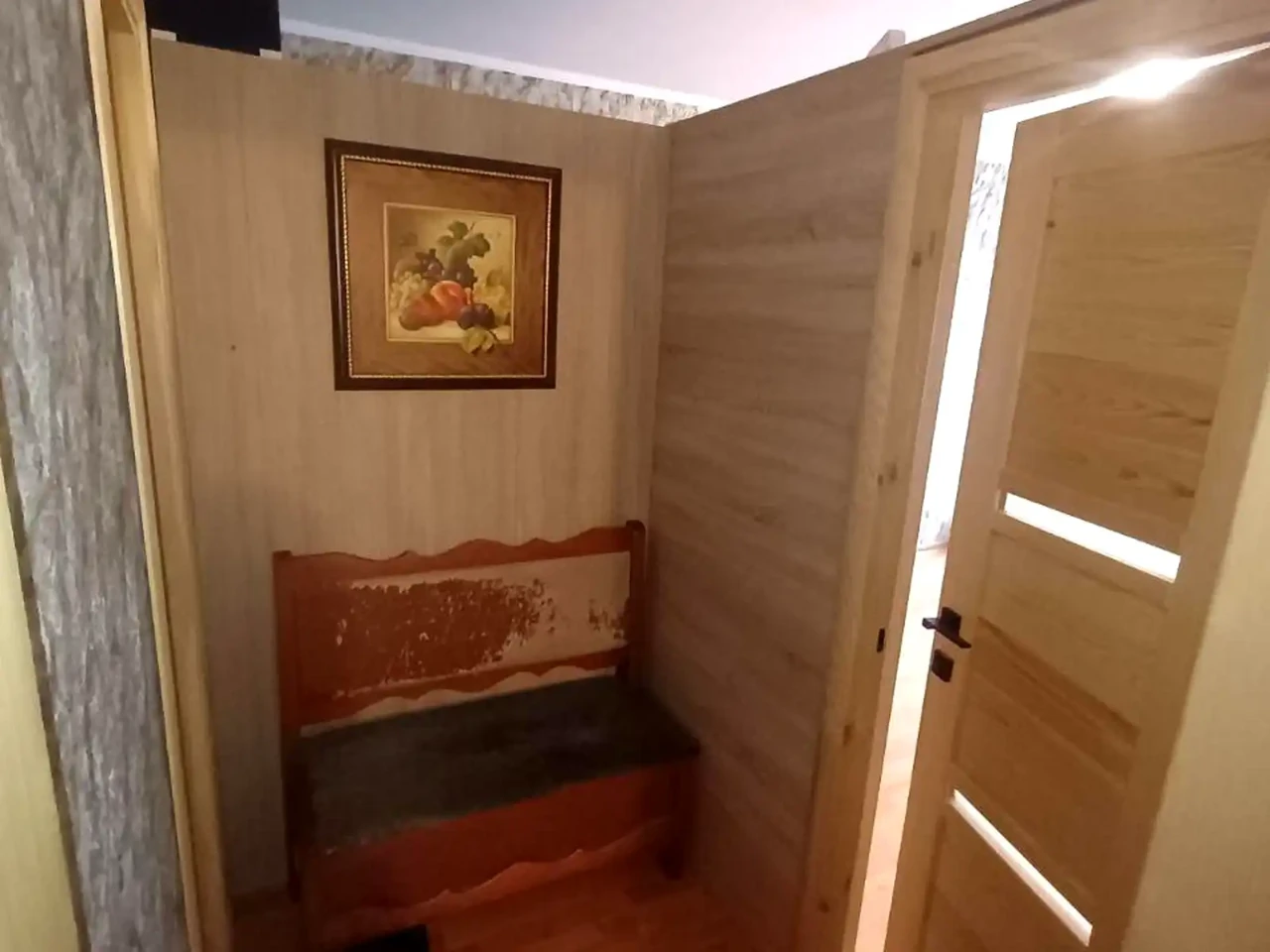 Оренда квартири 3-кімн. 70 м² 1/9 пов.