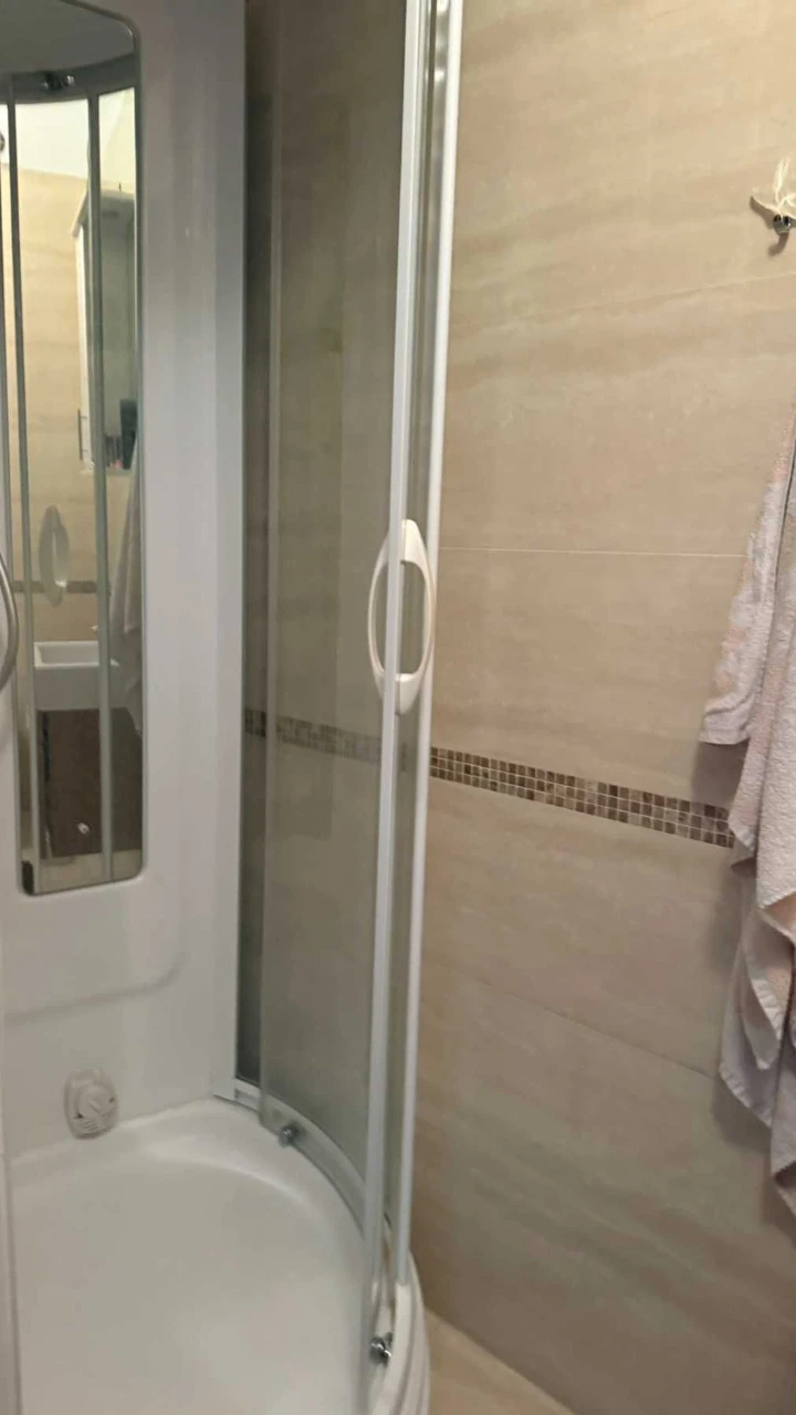 For sale apartment on Yarvnitsky Prospect