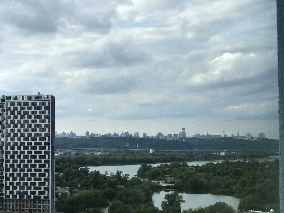Квартира. Київ, Дніпровська набережна вул.
