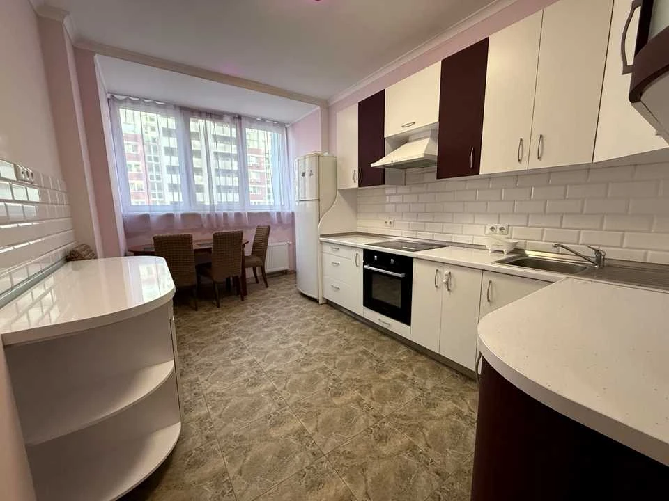 Apartment. Dragomannova st. Kyiv