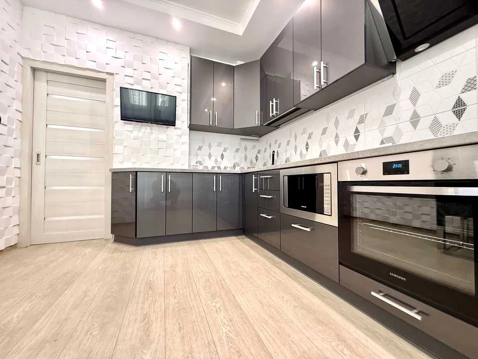 Apartment. Elizabeth Chvadar Street, Kyiv