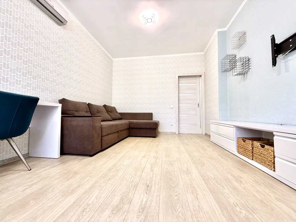 Apartment. Elizabeth Chvadar Street, Kyiv