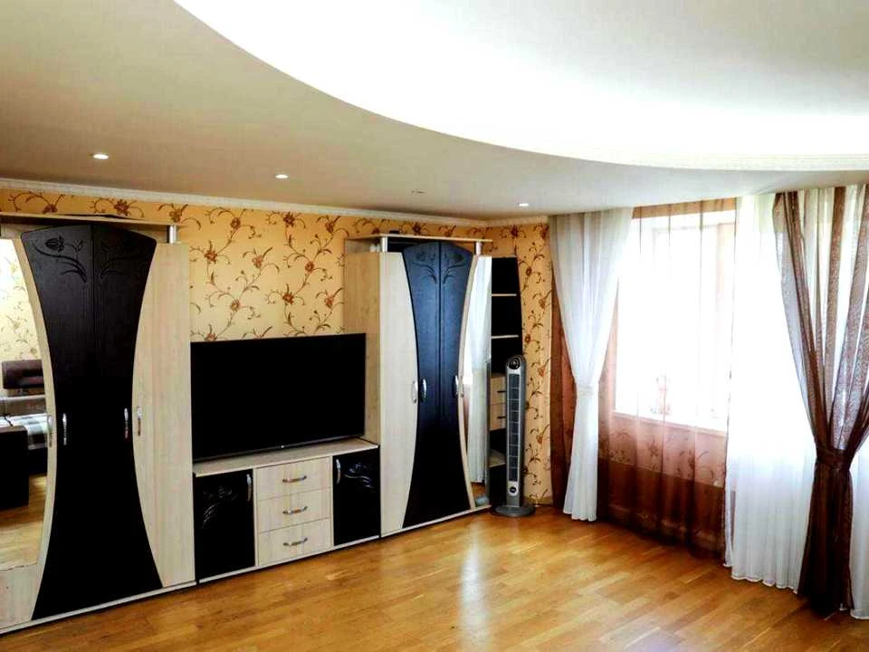 Apartment. Kharkivshe Street, Kyiv