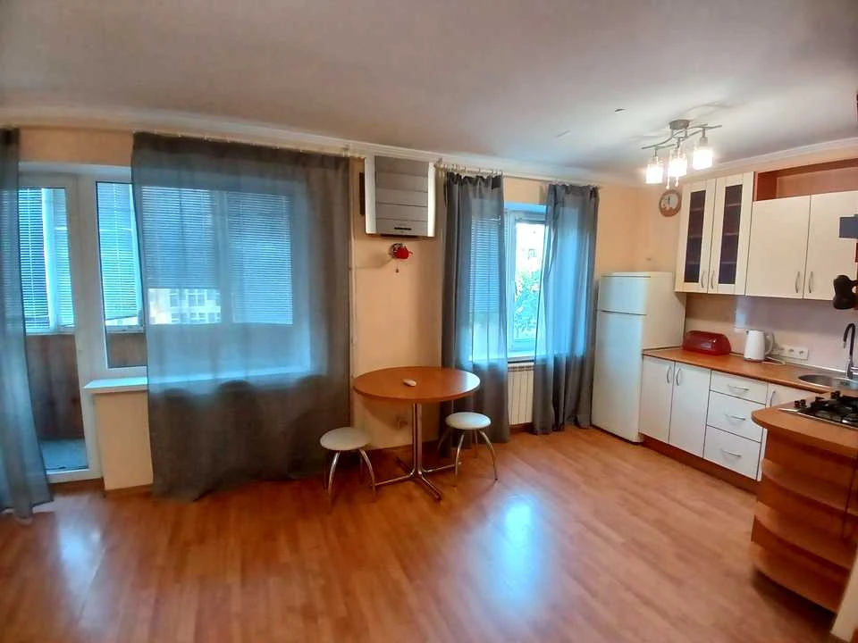 Apartment. Obolonsky Prospect, Kyiv