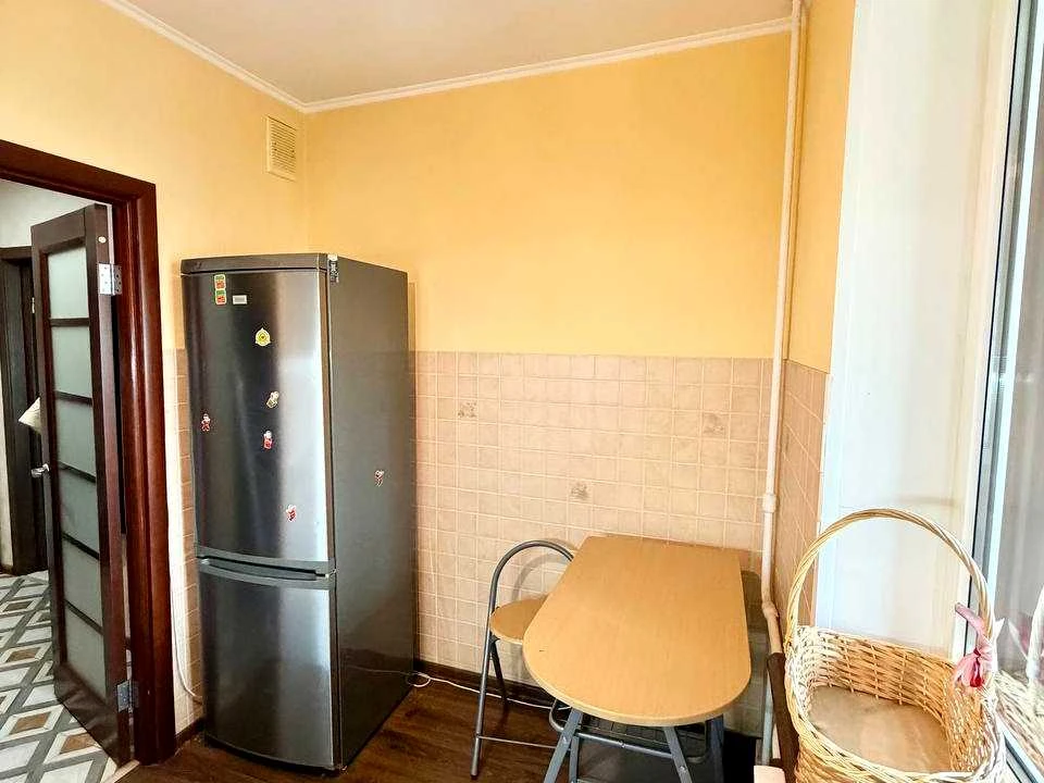 Apartment. Kyiv, Heroiv Дніpra Street