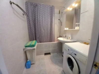 Apartment. Alexander Mishugi Street, Pozniaky, Kyiv