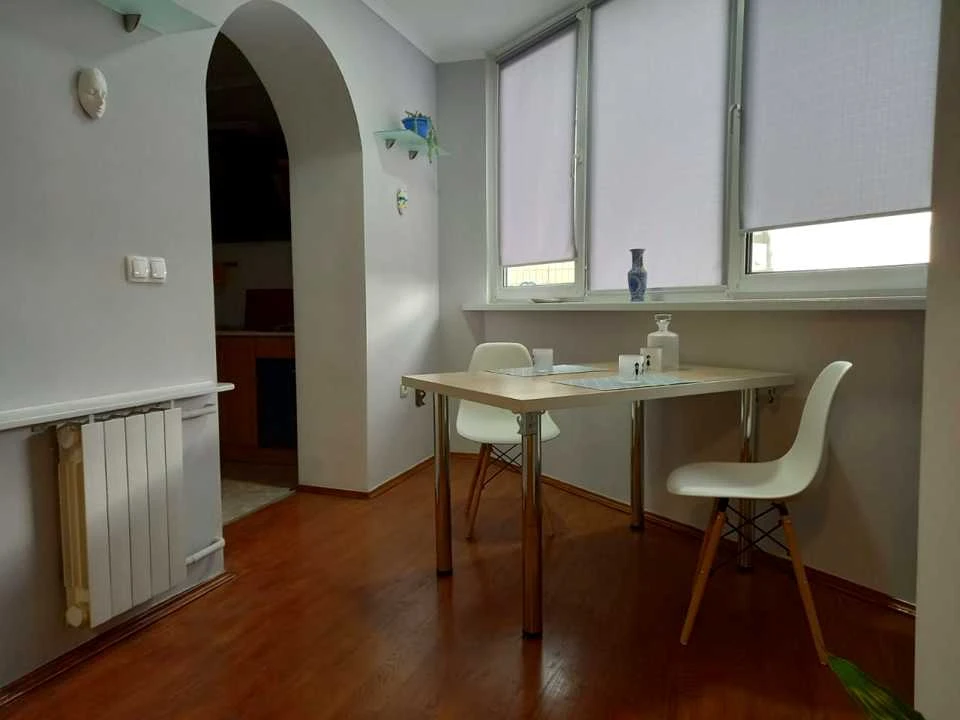 Apartment. Alexander Mishugi Street, Pozniaky, Kyiv