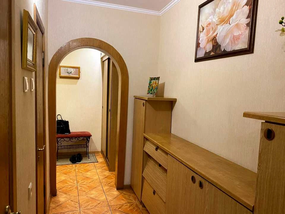 Apartment. Alexander Mishugy Street, Poznjak.