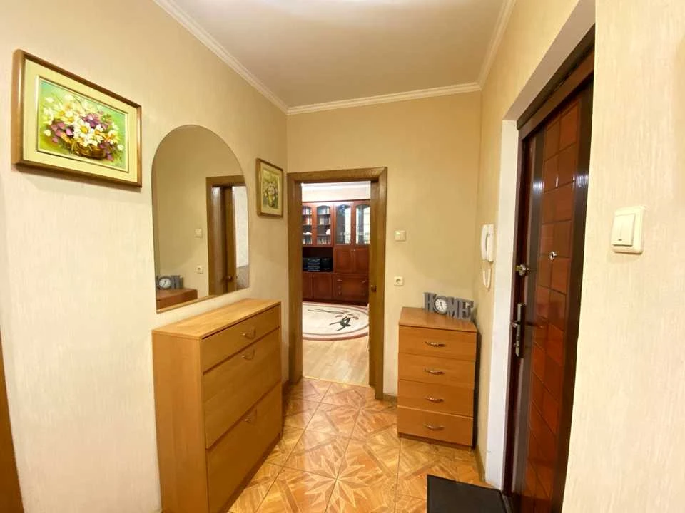 Apartment. Alexander Mishugy Street, Poznjak.