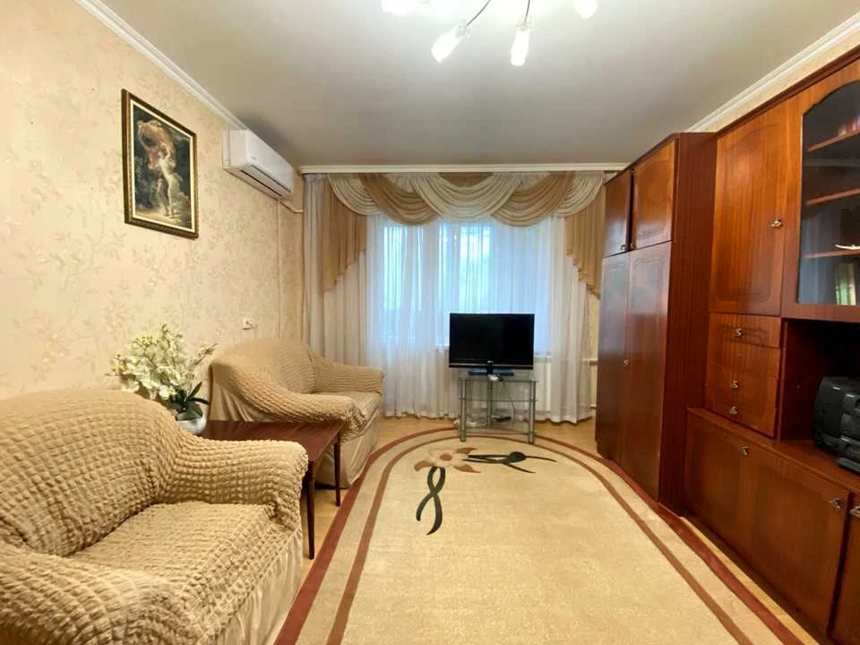 Apartment. Alexander Mishugy Street, Poznjak.