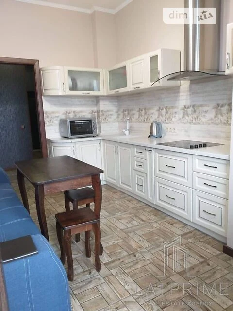 Sale of 1-room apartment 50.3 sq. m. on Andriy Verkhoglyada St. 2A •