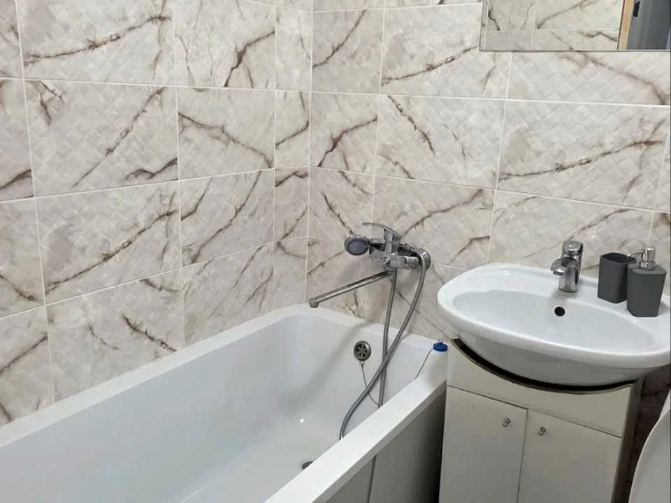 Apartment. Gvardeys-Shiroininців Street, Kharkiv