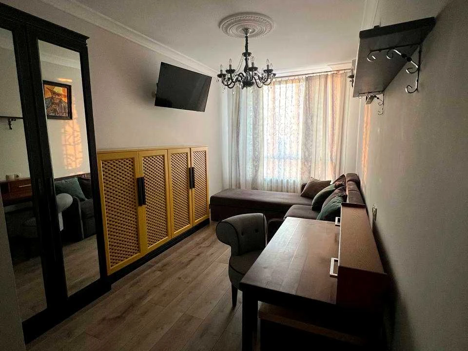 Apartment. Kahovska St., Kyiv