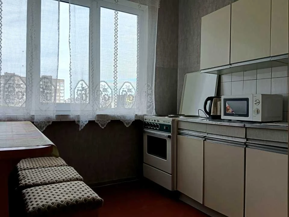 Квартира. Київ, вулиця Лятошинського.