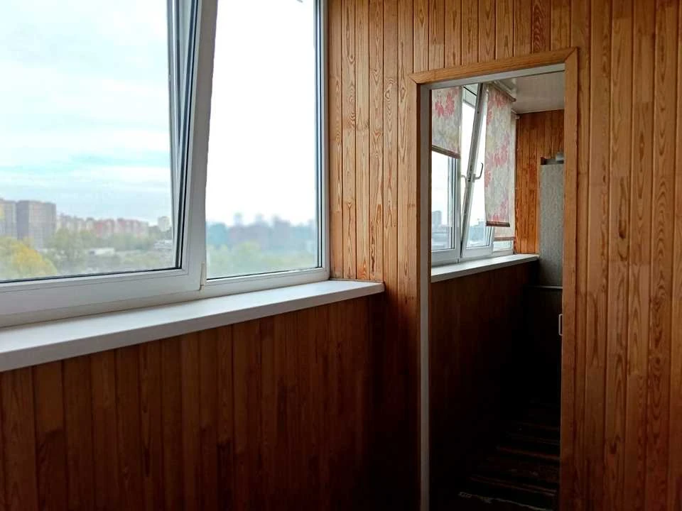 Квартира. Київ, вулиця Лятошинського.