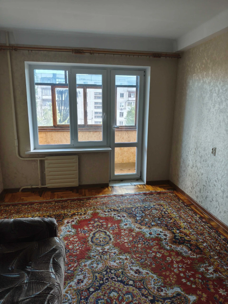 For Sale: 1-bedroom apartment on European Street, near the Park