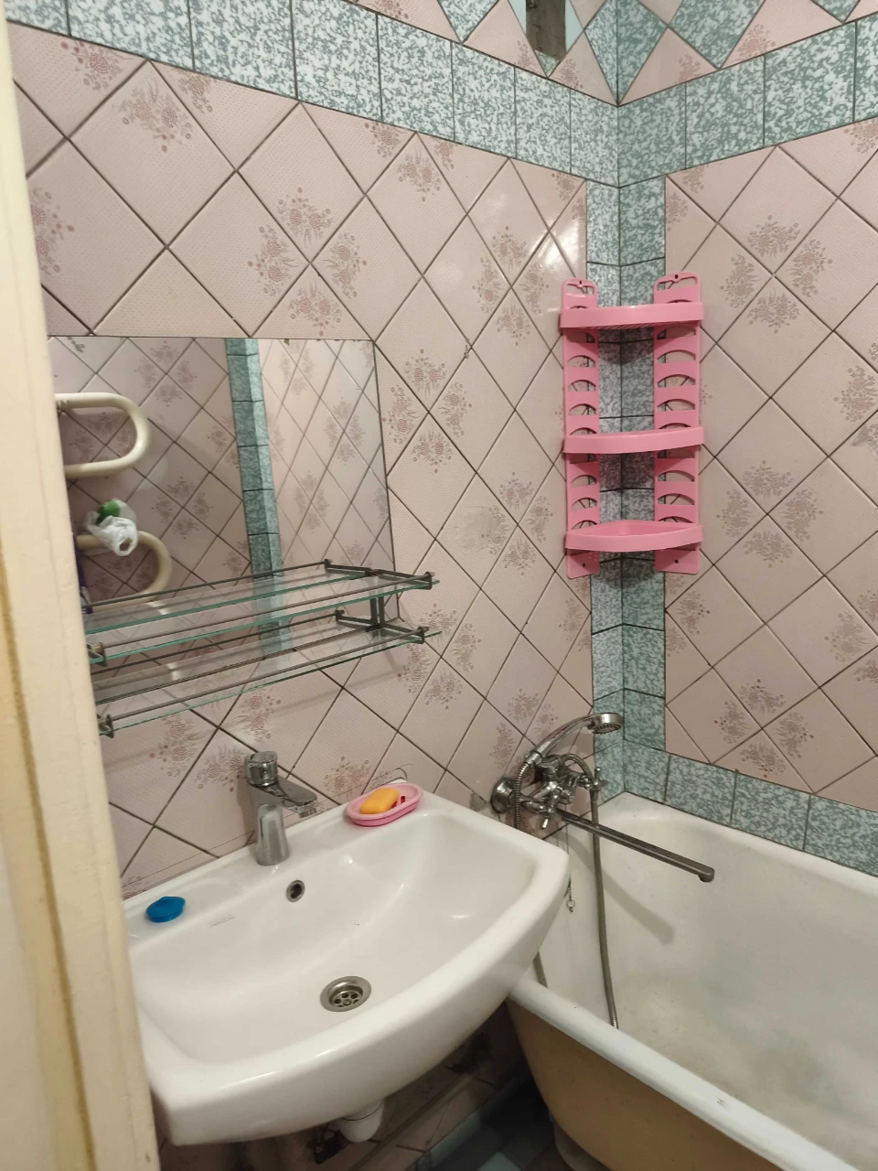 For Sale: 1-bedroom apartment on European Street, near the Park