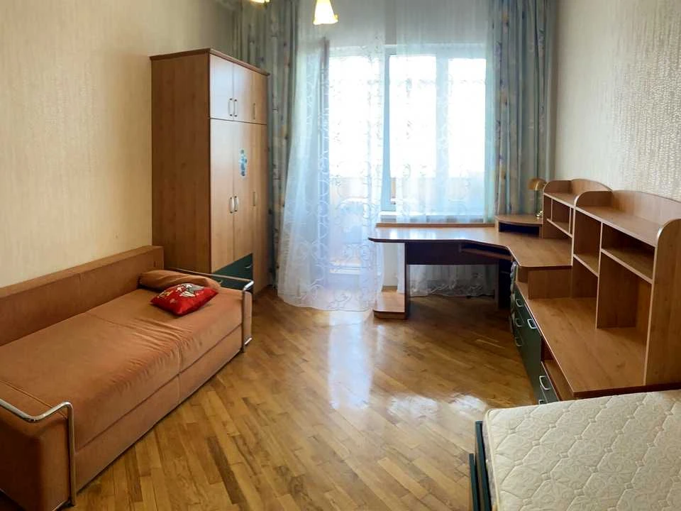 Квартира. Київ, Княжий Затон вул.