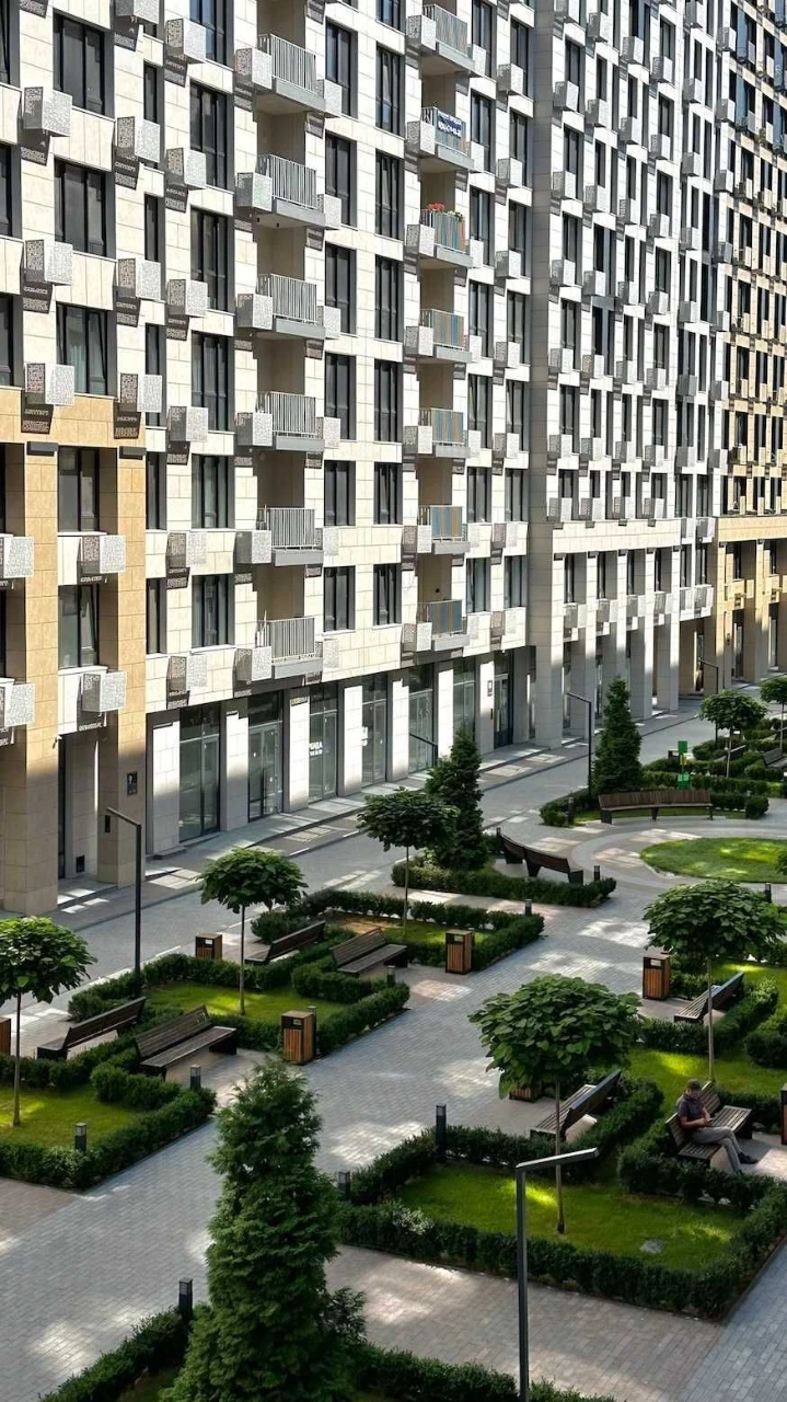 ID 377. Without percentage. Yaroslaviv Grad, Bulvarno-Kudryavska, 17B.