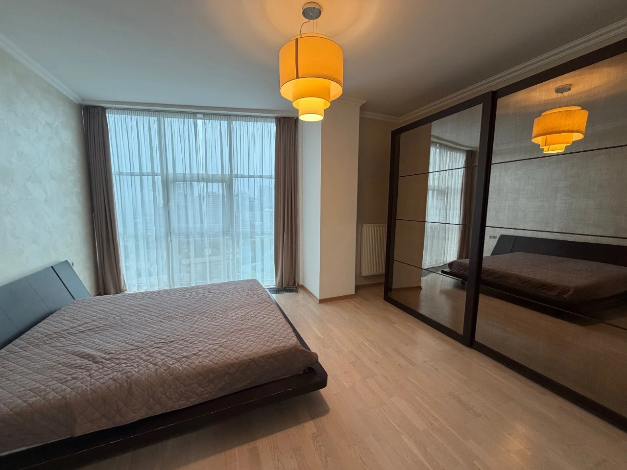Rent 4-room apartment in residential complex "Triumph", Zverynetska, 59