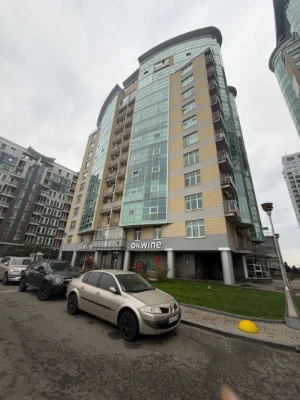 Rent 4-room apartment in residential complex "Triumph", Zverynetska, 59