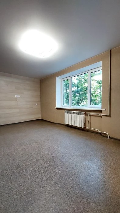 Sale of 3 newly renovated apartments on Polya Ave. (Kirov), P. Orlyka