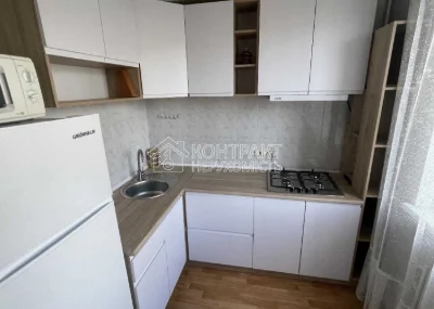 For Sale: 2-room apartment near the Наукова metro station, Klochkovska street.