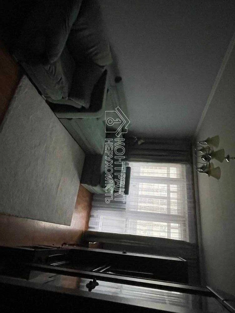 For Sale: 2-room apartment near the Наукова metro station, Klochkovska street.