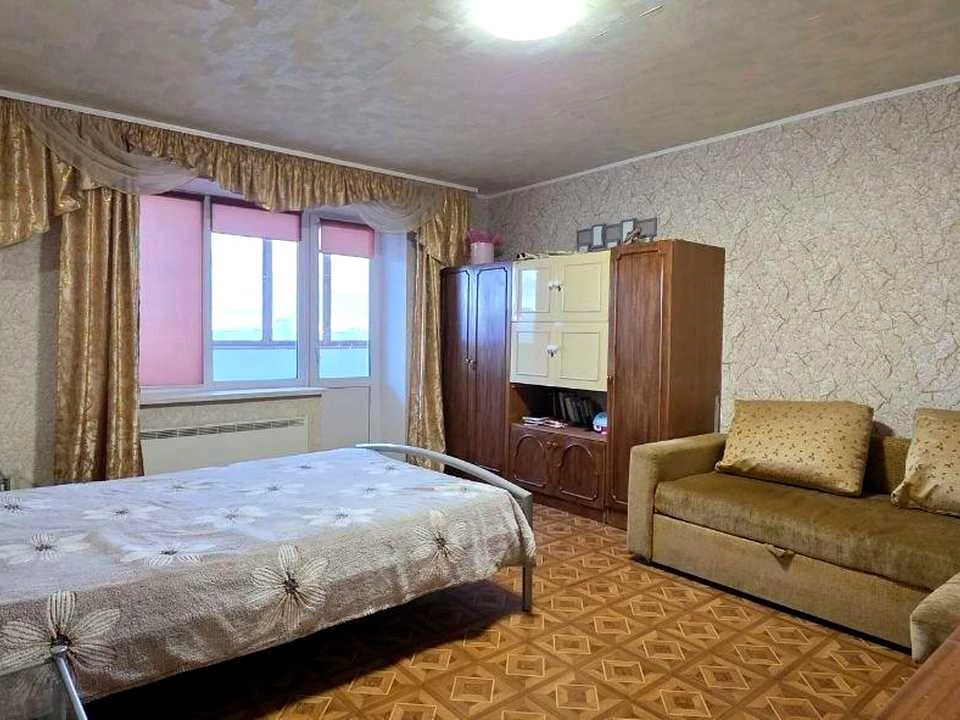 Apartment. Mykola Bazhana Avenue, Kyiv