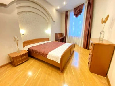 Apartment. Mikolsko-Botanichna St, Kyiv