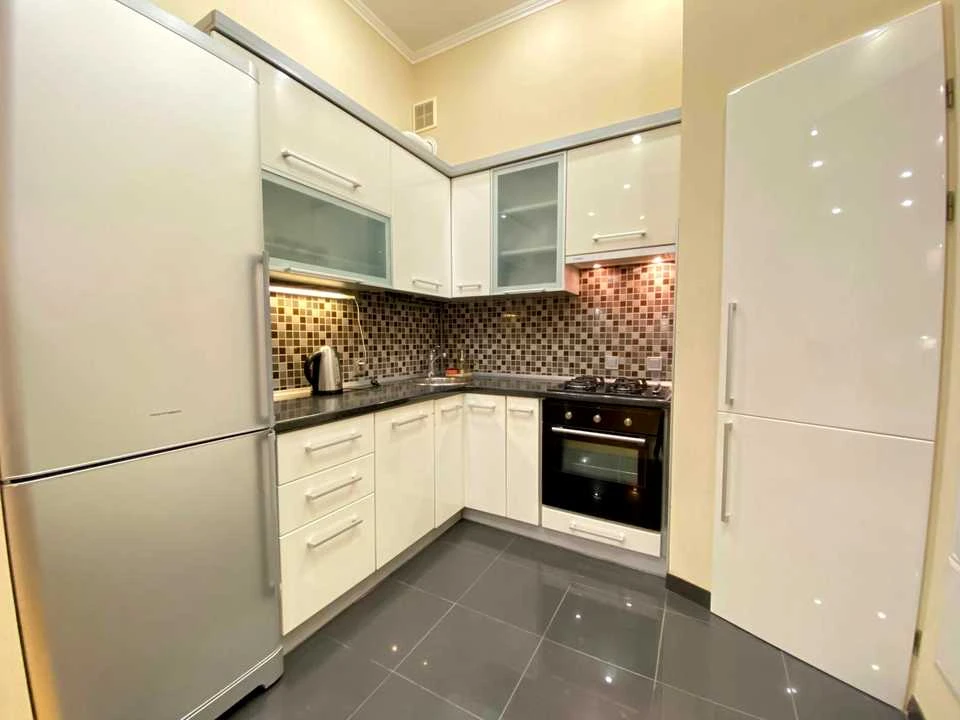 Apartment. Mikolsko-Botanichna St, Kyiv