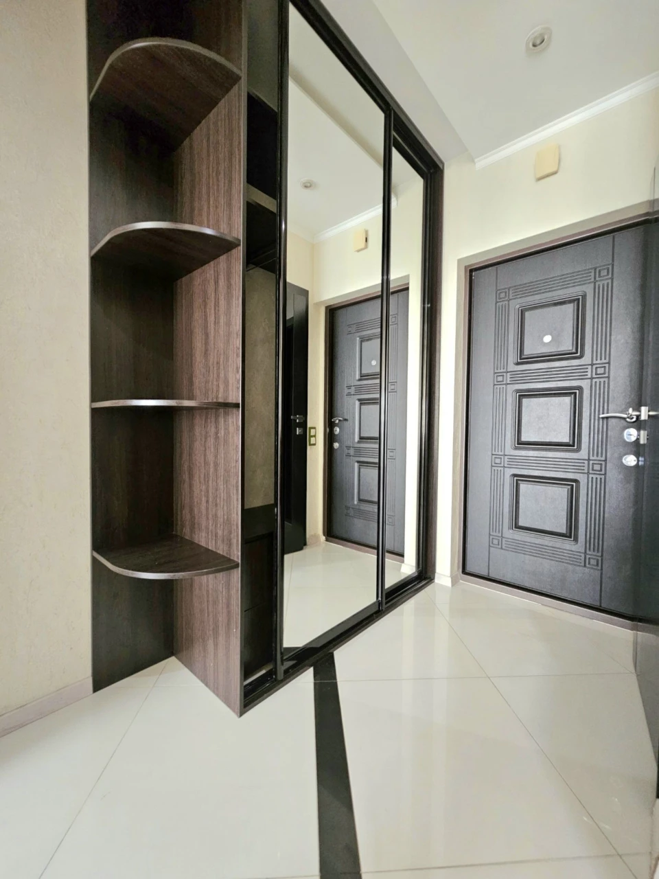 Apartment for Rent - Komfort Town, Regeneratorna 4 - 2 rooms