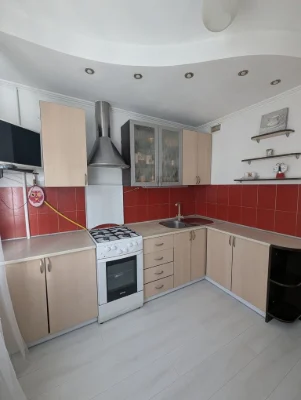 Sale of a 2-room apartment renovated, Antonenka Davydovych Street